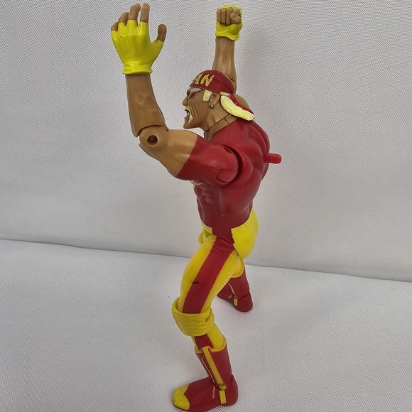 Vintage WCW Hulk Hogan "Hulkster" Wrestling Action Figure by Marvel Ent. 2000 - Picture 5 of 9